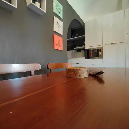 Via Medaglie D'oro 73 - By Tempovacanza * אלבניה